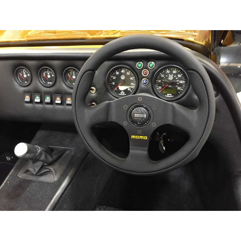 Momo Steering Wheel and Quick Release Kit